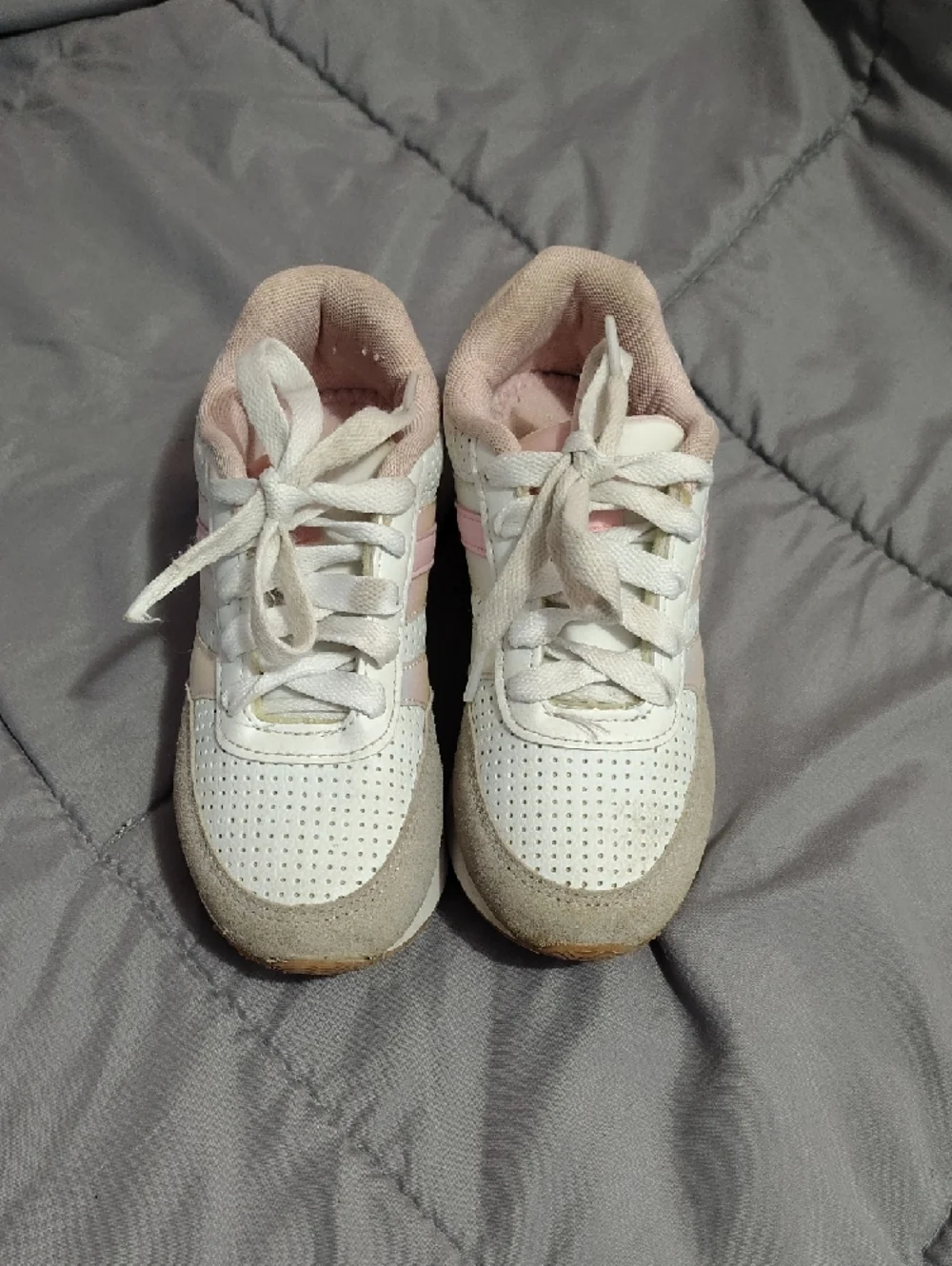 Nautica White and Light Pink Girls Athletic Sneakers - Picture 3 of 7